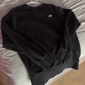 nike crew neck